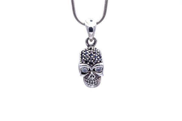 Anhänger Totenkopf Steine