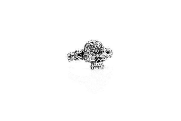 Ring Totenkopf Steine