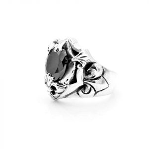 Ring schwarzer Stein